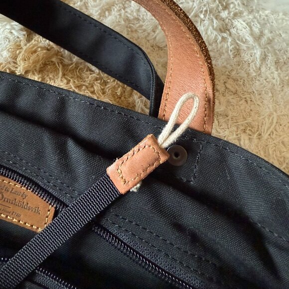 Fjallraven Black and Tan Tote Bag - Picture 10 of 10
